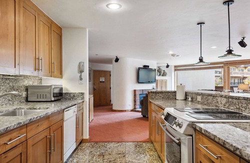 Vail Condo | Beautiful 2BR Retreat Comfortable & Convenient Stay