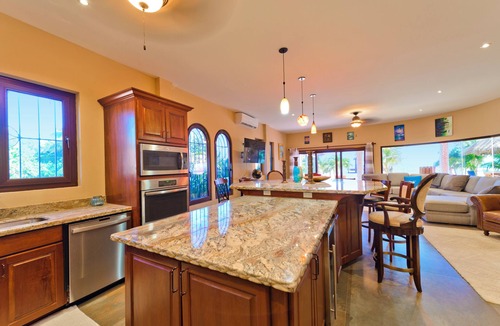 Sittee River House | Beautiful 3/3 Beach home on the Caribbean Sea with private pool and dock