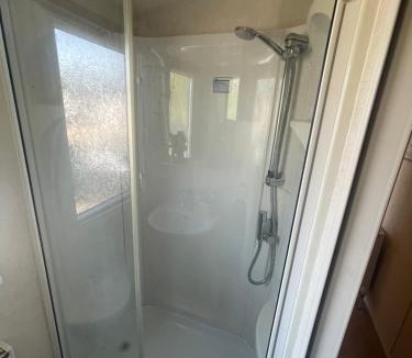 Great Houghton Other | Beautiful 3 bedfamily caravan with large decking area in billing aquadrome PLEASE DO NOT BOOK! RUINED IN FLOOD SITE WONT TAKE DOWN SORRY IN ADVANCE