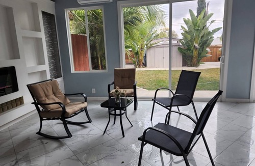 La Presa House | Beautiful 3-bedroom House> San Diego County > Spring Valley, CA. with AC/Wi-Fi