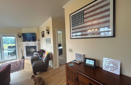 Thornton Condo | Beautiful 3 Bedroom condo apt near Owl's Nest golf course and wedding venue