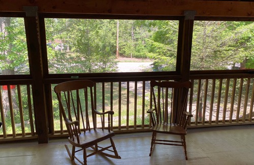 Lafontaine House | Beautiful 3 BEDROOM COUNTRY HOME in TINY BEACHES NEAR LAKE HURON GEORGIAN BAY