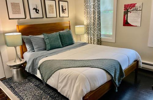 North End Apartment | Beautiful 3BR 3BA Duplex parking Best Location Boston