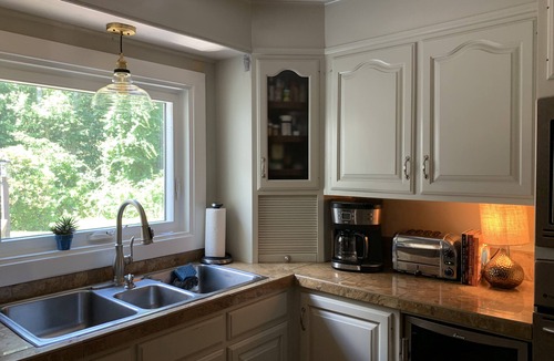 Hampton Falls House | Beautiful 4 bdr. with pool close to HamptonBeach, Portsmouth, & Newburyport Ma