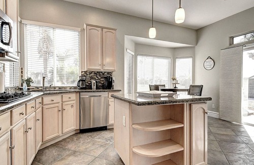 Greenfield Lakes House | Beautiful 4 Bdrm Golf Course Property w/Pool!