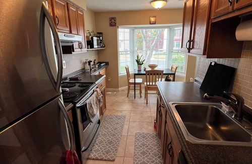 Gaithersburg House | Beautiful 4-bedroom townhome with deck charming old town Gaithersburg