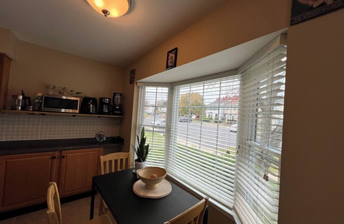 Gaithersburg House | Beautiful 4-bedroom townhome with deck charming old town Gaithersburg