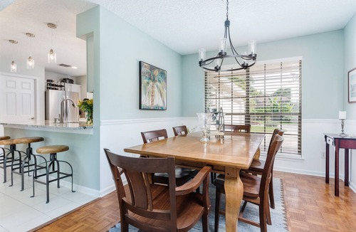 Golden Glades - The Woods House | Beautiful 4 Bedroom Lake Home just minutes from Beaches and Mayo!