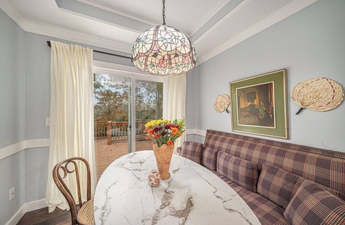 Lee's Summit House | Beautiful 4-Bedroom Cottage in Lee's Summit with walk-out basement
