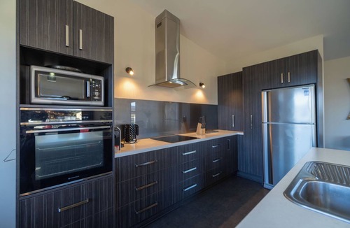 Te Anau House | Beautiful 4 bedroom home in the picturesque Fiordland town of Te Anau