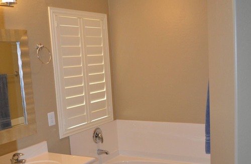 Seville House | Beautiful 4 Bedroom Pool/Spa & Golf Course Gated Home