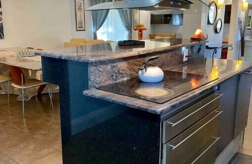 Windermere House | Beautiful 4 Bedroom Farm House