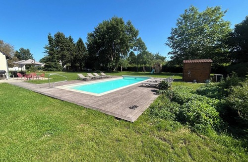 Beauficel-en-Lyons House | Beautiful 4-star house with heated pool in a green and quiet setting