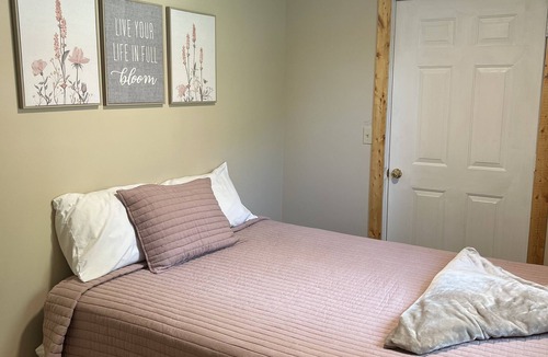 Stanton Cabin | Beautiful 4 unit lodge w/Hot tub, WiFi, fire pits & pavilion area with grills