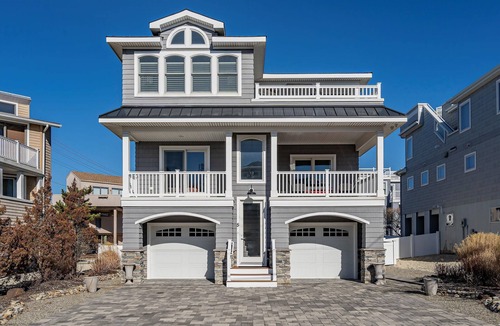 Harvey Cedars House | Beautiful 5 Bedroom beach block with swimming pool, decks, indoor/outdoor living