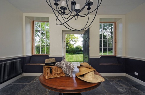 East Horrington House | Beautiful 7 bedroom house hottub wifi