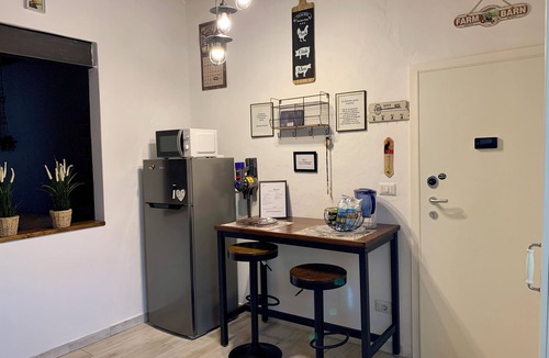 Isolotto Apartment | Beautiful air-conditioned apartment a few meters from the center and tram stop.