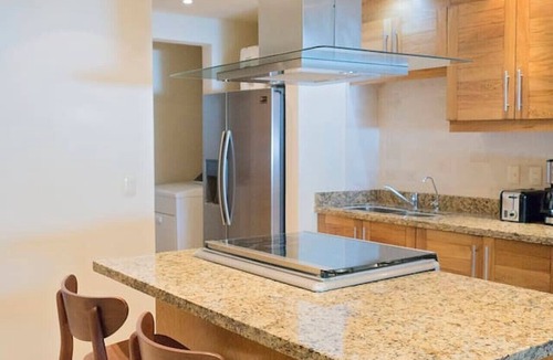 Colonia 5 de Diciembre Condo | Beautiful, Airy Condo Near Boardwalk*