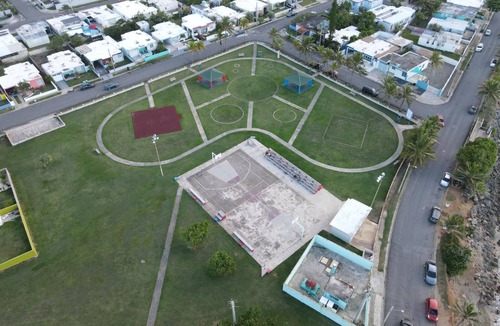 Hatillo House | Beautiful and Central House just STEPS from the beach!