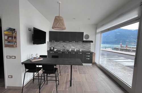 Castro Apartment | Beautiful and relaxing lake view