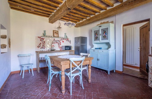 Montecatini Val di Cecina Apartment | Beautiful apartment for 7 guests with WIFI, TV, pets allowed and panoramic view