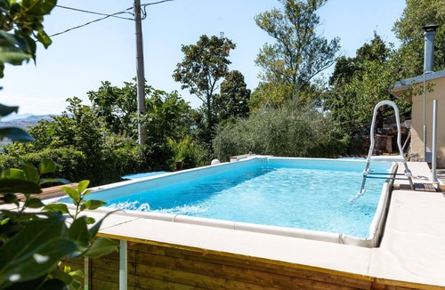 Monte Fabbri House | Beautiful apartment in villa with pool, WIFI, TV, pets allowed and panoramic view, close to Urbino