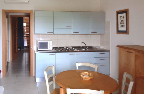 Tirrenia Apartment | Beautiful apartment for 4 people with WIFI, A/C, pool, TV, terrace and pets allowed
