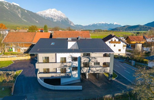 Fronhausen Apartment | Beautiful apartment for 6 people with WIFI, TV and patio