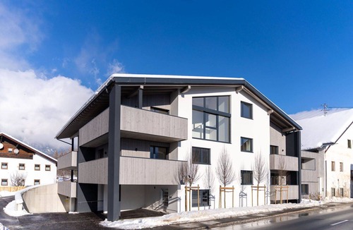 Mieming Apartment | Beautiful apartment for 6 people with WIFI, TV and patio