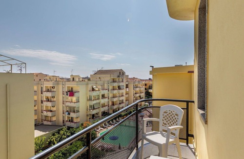 Lido Apartment | Beautiful apartment for 4 guests with WIFI, A/C, TV, balcony and pets allowed