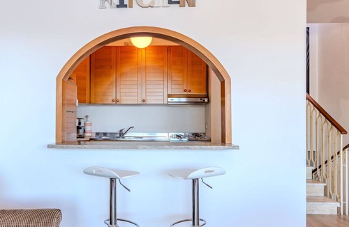 Ispra Apartment | Beautiful apartment for 4 guests with WIFI, A/C, TV and terrace