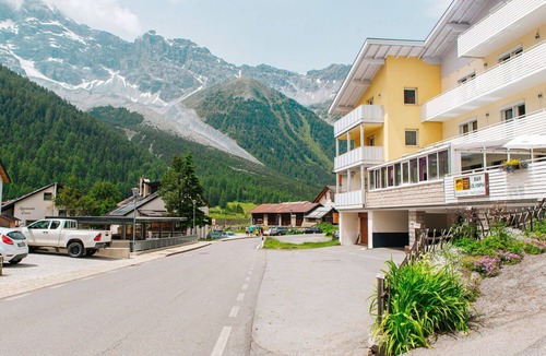 Solda Apartment | Beautiful apartment for 5 people with WIFI, TV, terrace, pets allowed and panoramic view