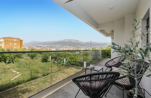 Mejasi Apartment | Beautiful apartment in Split with WiFi
