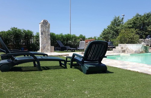 La Ciaccia Apartment | Beautiful apartment for 6 guests with pool, WIFI, TV, balcony and pets allowed, close to Castels.