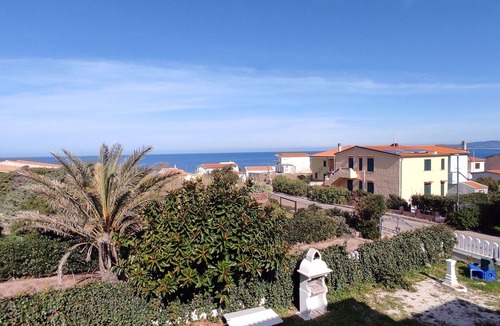 La Ciaccia Apartment | Beautiful apartment for 6 guests with pool, WIFI, TV, balcony and pets allowed, close to Castels.