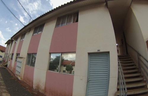 Maringa RV Rental | Beautiful apartment with parking space
