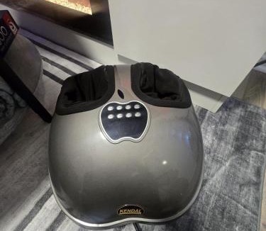 Longueuil Apartment | Beautiful Apartment with Board Games and massage Chair to Close to Downtown