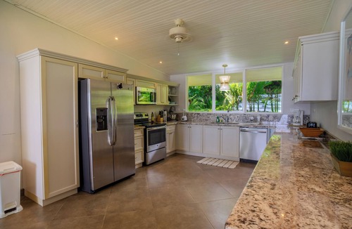 Esterillos Este Villa | Beautiful Beachfront Home in Esterillos