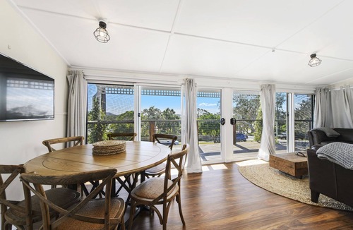 Crescent Head House | BEAUTIFUL BEACH COTTAGE IN THE CENTRE OF TOWN