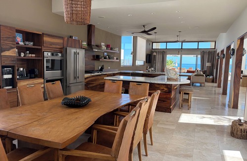 La Ribera Villa | Beautiful Beach front Villa