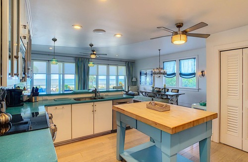 Pass-a-Grille House | Beautiful beach house!