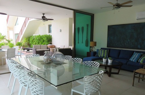 Dzemul Villa | Beautiful Beach House at Yucatán, México