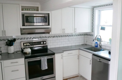 Devon House | Beautiful Beachfront Cottage Leading Directly To Your Own Sandy Beach