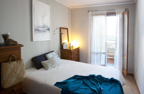 Sueca House | Beautiful Beachfront House in Valencia, Spain. Pool, Wifi, Terrace, SUP