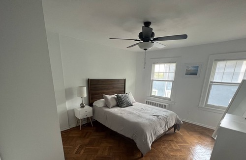 Long Beach Apartment | Beautiful beachside apartment in Long Beach.