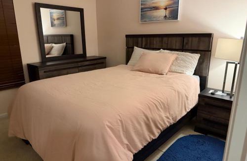 Charlotte House | Beautiful Bed and Bath in Charlotte