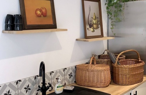 Saint Seurin - Fondaudege House | Beautiful building 250m2 + courtyard in the heart of Bordeaux