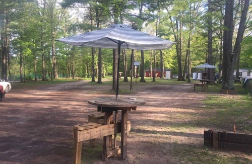 Vestaburg RV Rental | Beautiful campground on the pine river in Vestaburg for a peaceful getaway