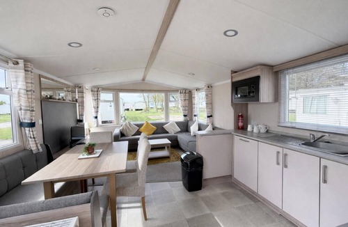 Mappleton House | Beautiful caravan at Skipsea Sands ref 41029WF