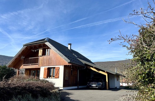 Arith Ski Chalet | Beautiful chalet medium mountain view magnificent, calm, Savoie, Bauges